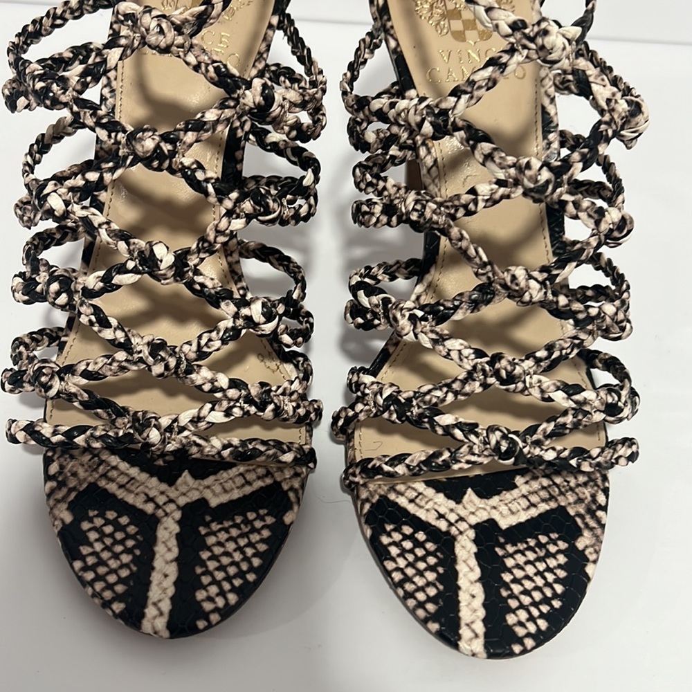 VINCE CAMUTO Women's Strappy Snake Print Heels Sz 7.5 - Picture 8 of 9